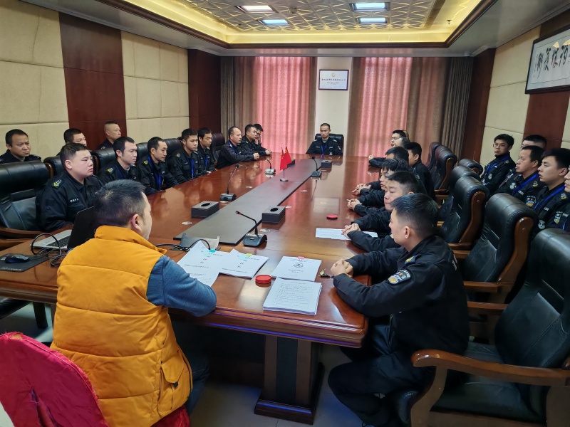 签订安全责任书现场照片1.jpg