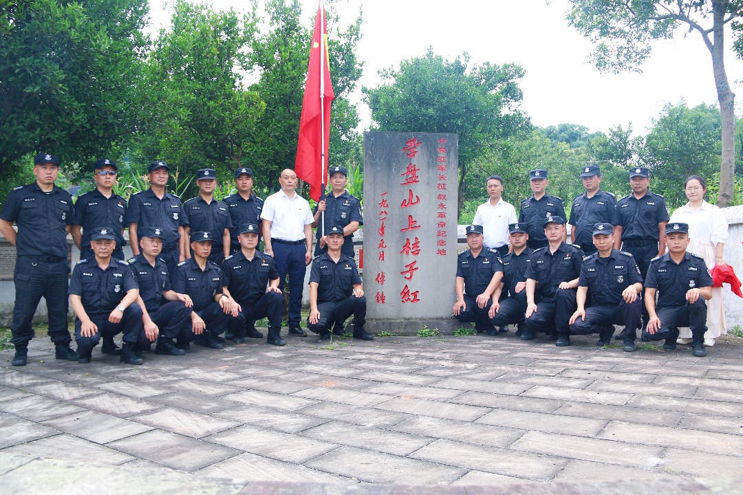 合影.JPG